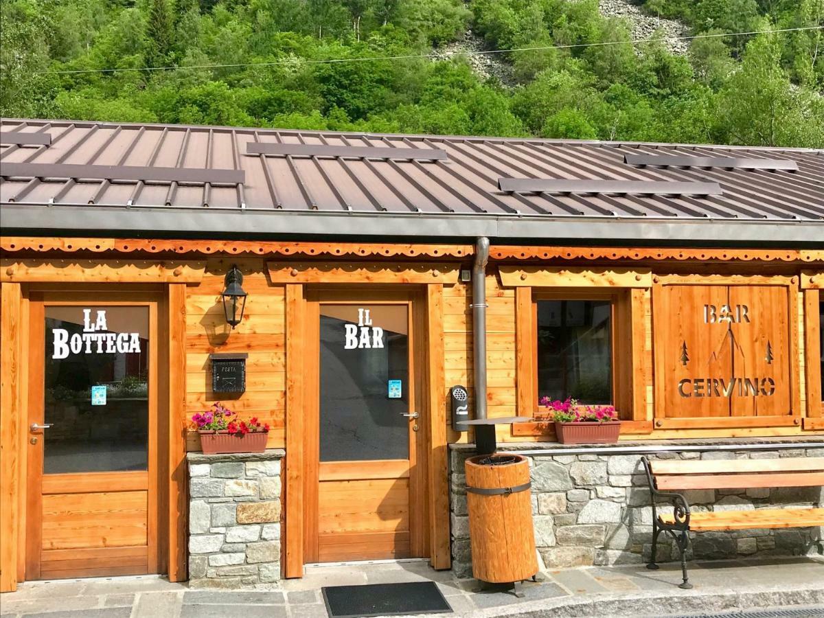 Antey-Saint-André 维拉吉奥塞维诺旅游营地酒店 外观 照片